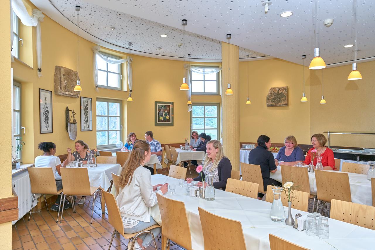 Ev.Familienferien-Und Bildungsstaette Ebernburg Hotel Bad Münster am Stein-Ebernburg Exterior photo
